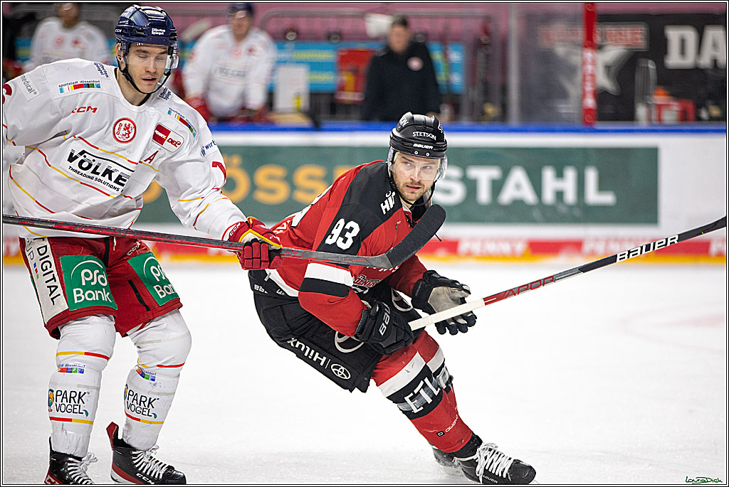 PENNY DEL; Koelner Haie- Duesseldorfer EG; Koeln, 16.01.2022